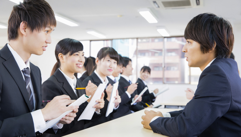 OB・OGをはじめとした、社会人との交流