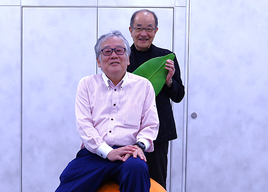 スタッフレビュー